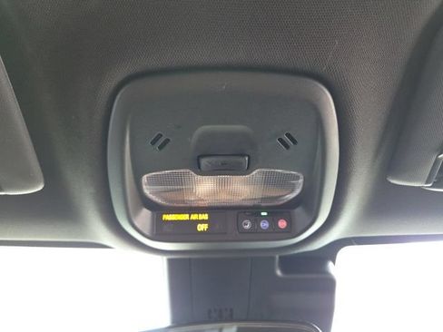 Used 2024 Buick Envista Sport Touring w/ Convenience I Package FWD image 56