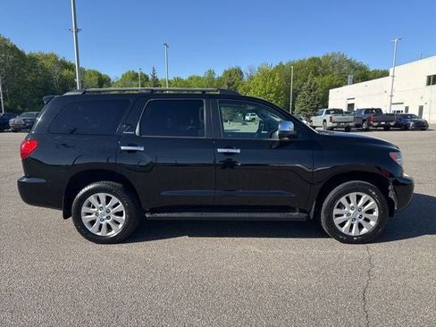 Used 2017 Toyota Sequoia Platinum AWD/4WD image 14