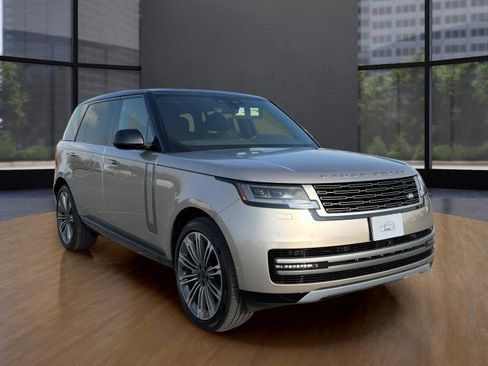 New 2026 Land Rover Range Rover Long Wheelbase SE image 10
