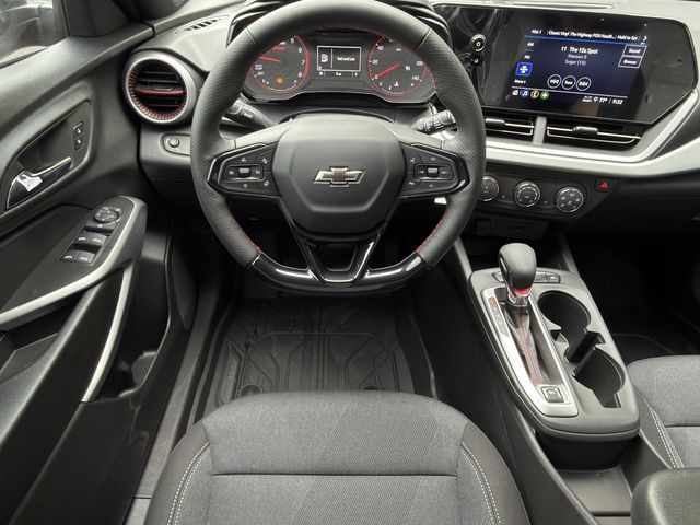 New 2026 Chevrolet Trax RS FWD image 11