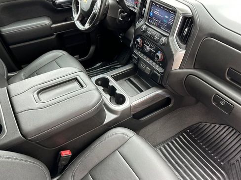 Used 2021 Chevrolet Silverado 1500 LTZ w/ Z71 Off-Road Package AWD/4WD image 14