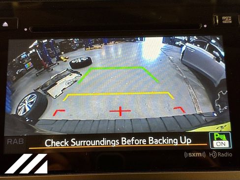 Used 2017 Subaru Outback 2.5i Limited AWD/4WD image 16