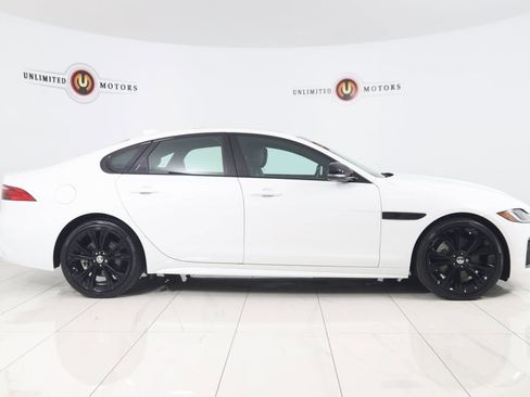 Used 2024 Jaguar XF R-Dynamic SE image 2