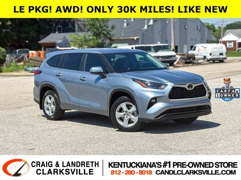 Used 2023 Toyota Highlander LE AWD/4WD image 1