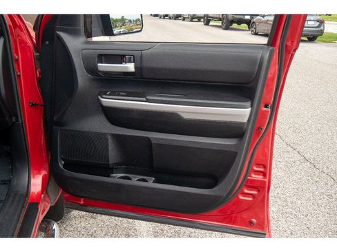 Used 2018 Toyota Tundra SR5 w/ TRD Sport Package AWD/4WD image 15