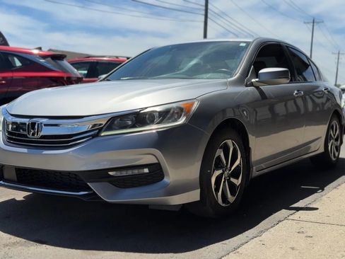 Used 2017 Honda Accord EX-L image 5