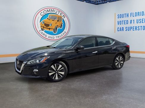 Used 2019 Nissan Altima 2.5 SL FWD image 2