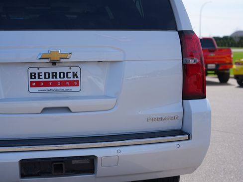 Used 2020 Chevrolet Suburban Premier AWD/4WD image 10