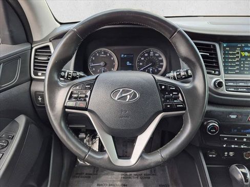 Used 2017 Hyundai Tucson SE Plus AWD/4WD image 13