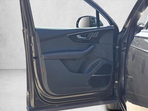 Used 2021 Audi Q7 2.0T Premium Plus w/ Premium Plus Package image 7