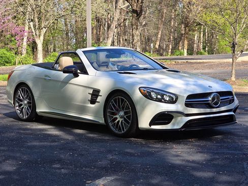 Used 2017 Mercedes-Benz SL 63 AMG image 9