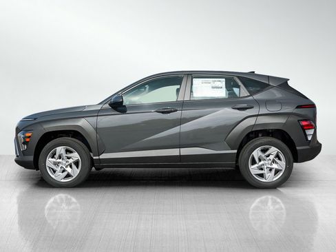 New 2026 Hyundai Kona SE image 4