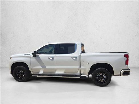 Used 2019 Chevrolet Silverado 1500 High Country w/ High Country Premium Package AWD/4WD image 9