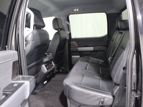 Used 2024 Ford F250 Lariat w/ Lariat Ultimate Package AWD/4WD image 24