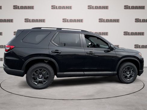 New 2026 Honda Pilot TrailSport image 6