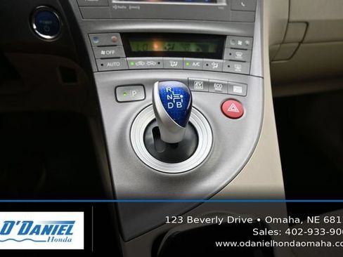 Used 2013 Toyota Prius Three w/ Solar Roof Pkg FWD image 31