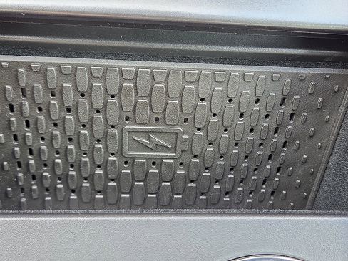 New 2026 Lincoln Nautilus Premier image 21