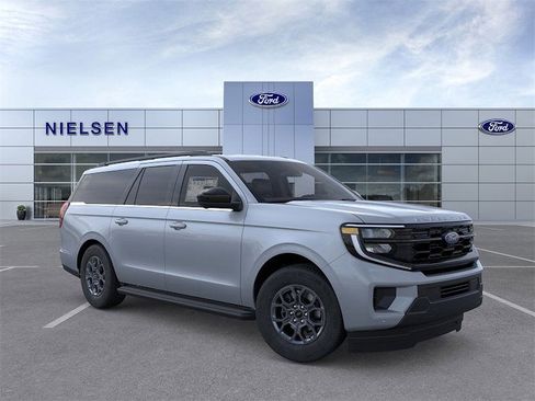 New 2025 Ford Expedition Max Active image 7