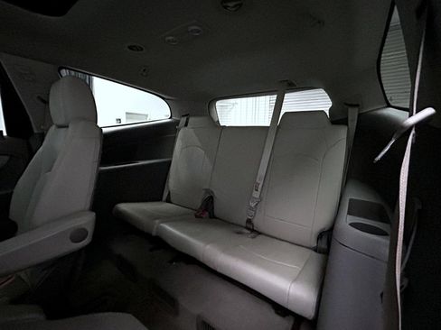 Used 2016 Chevrolet Traverse LT AWD/4WD image 19