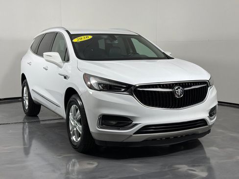Used 2020 Buick Enclave Essence FWD image 3