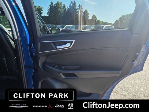 Used 2024 Ford Edge SEL w/ Convenience Package AWD/4WD image 16