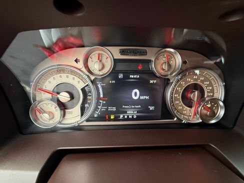 Used 2015 RAM 1500 Laramie Longhorn image 17