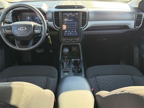 Used 2025 Ford Ranger XL image 10