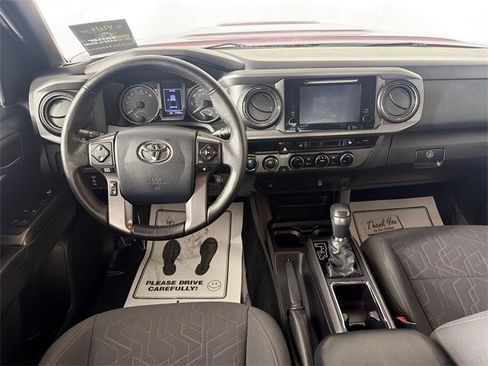 Used 2016 Toyota Tacoma SR5 image 22