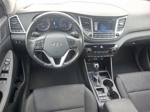 Used 2017 Hyundai Tucson SE Plus image 11