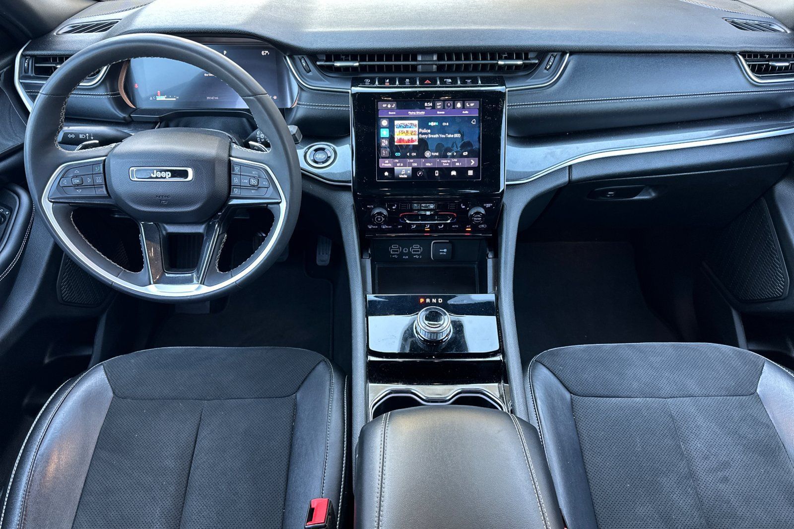 Used 2023 Jeep Grand Cherokee L Laredo AWD/4WD image 12