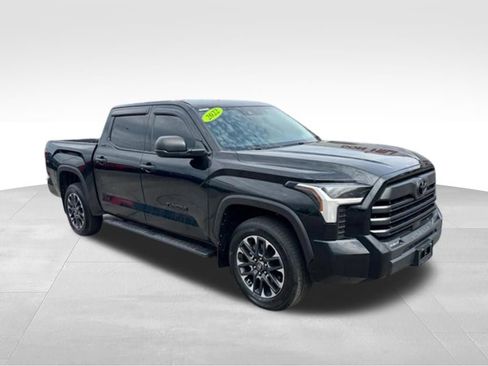Used 2022 Toyota Tundra SR5 AWD/4WD image 9