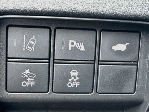 Used 2022 Honda CR-V Touring image 13