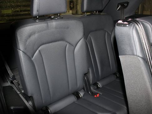 Used 2025 Audi Q7 2.0T Premium w/ Convenience Package image 27