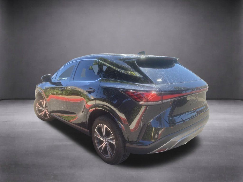 Used 2023 Lexus RX 350 Premium w/ Accessory Package (Z1) FWD image 4