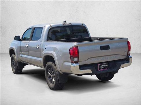 Used 2020 Toyota Tacoma SR5 RWD image 7