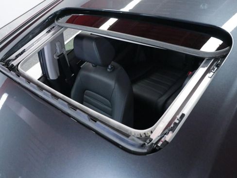 Used 2024 Honda CR-V EX-L image 16