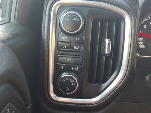 Used 2022 Chevrolet Silverado 1500 LT w/ Work Truck Package AWD/4WD image 21