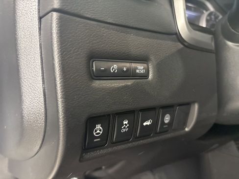 Used 2024 Nissan Murano Platinum w/ Cargo Package image 9