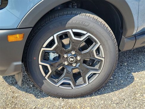 New 2025 Ford Bronco Sport Outer Banks image 18