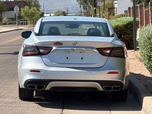 Used 2020 Nissan Maxima 3.5 SV w/ Floor Mat Group FWD image 5