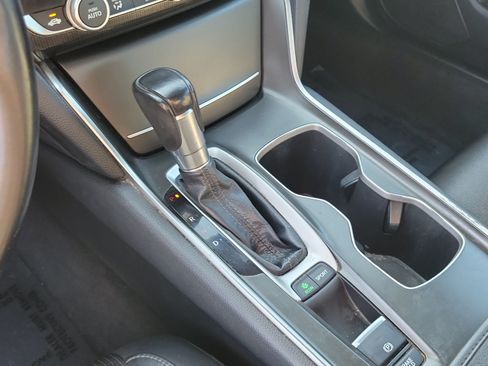 Used 2018 Honda Accord Sport image 25