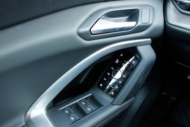 Used 2025 Audi Q5 Premium w/ Premium Plus AWD/4WD image 24