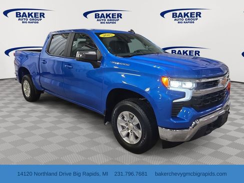 Used 2025 Chevrolet Silverado 1500 LT AWD/4WD image 1