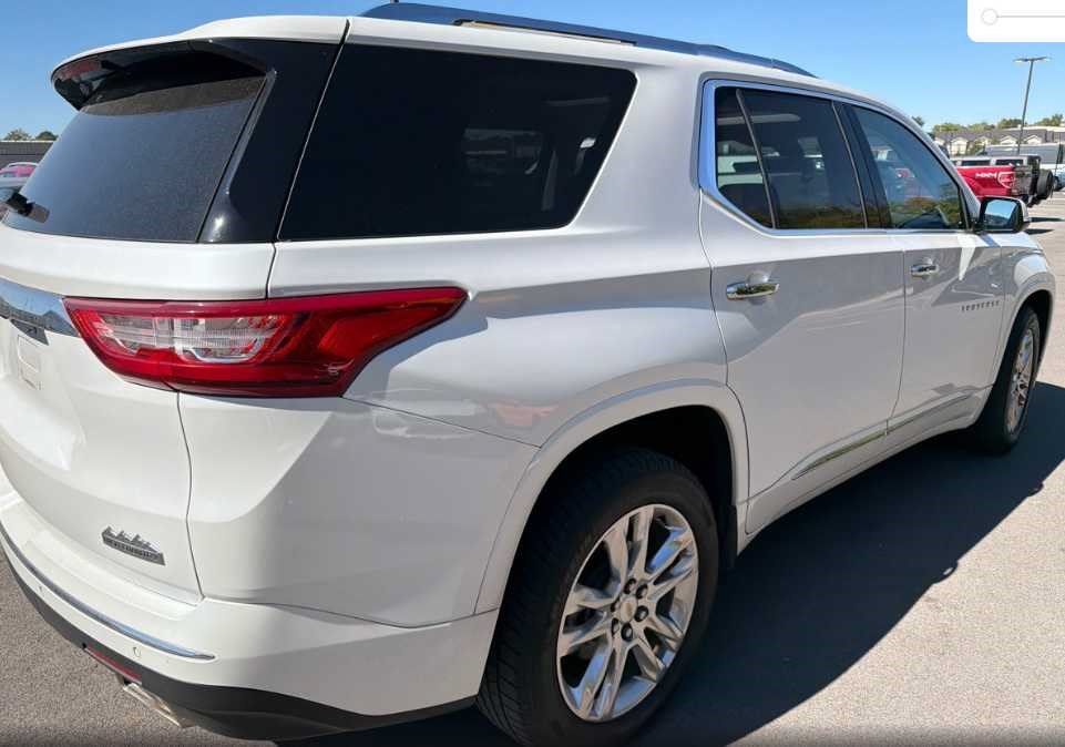 Used 2018 Chevrolet Traverse High Country AWD/4WD image 4