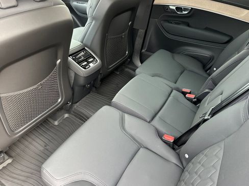 New 2026 Volvo XC90 B5 Plus w/ Protection Package Premier AWD/4WD image 11