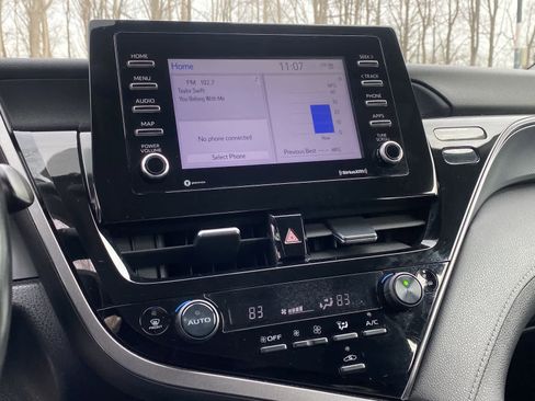 Used 2023 Toyota Camry SE image 34