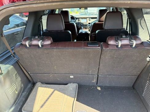 Used 2016 Ford Expedition Platinum AWD/4WD image 8