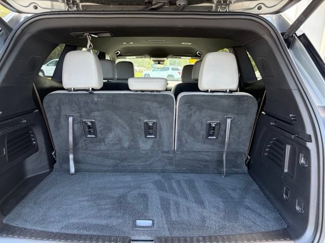 Used 2026 GMC Acadia Elevation w/ Elevation Premium Package FWD image 5