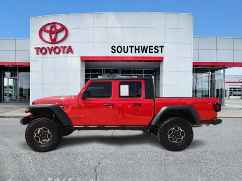Used 2022 Jeep Gladiator Mojave w/ Trailer Tow Package AWD/4WD image 3
