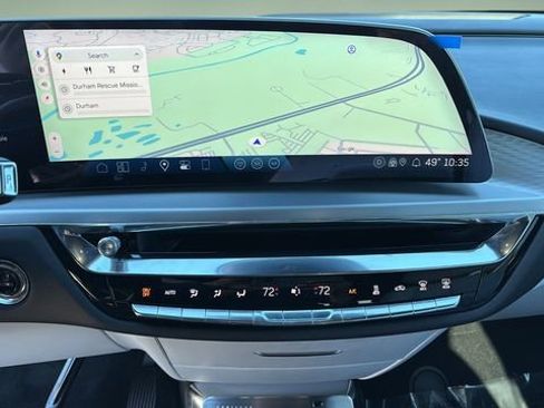 Used 2025 Cadillac Lyriq Sport image 26